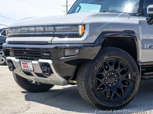 Used 2025 GMC Hummer EV 2X AWD/4WD image 4