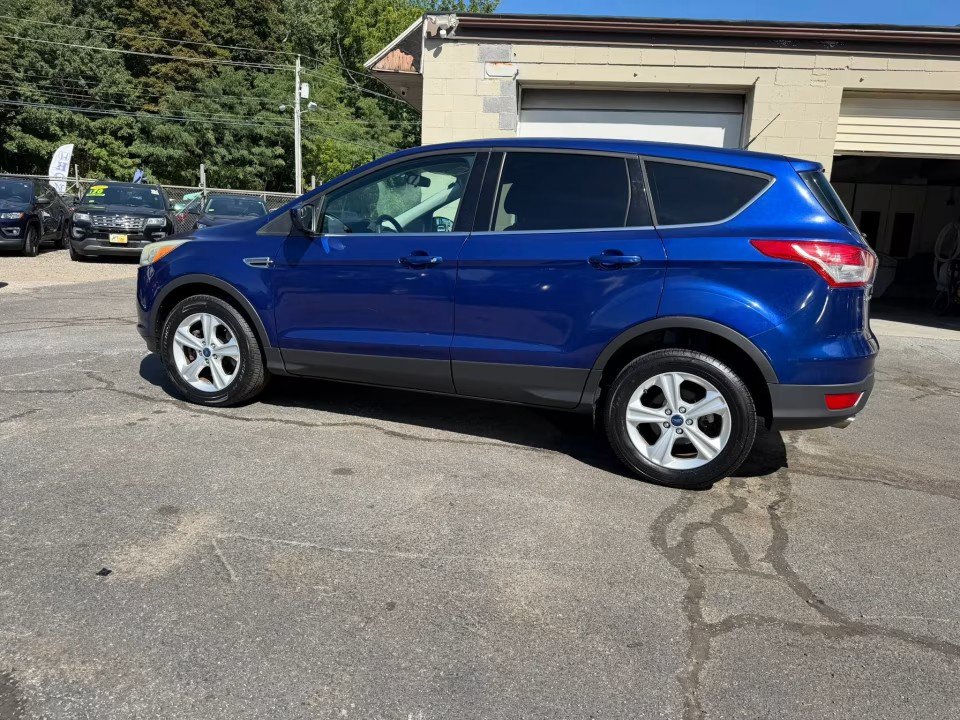 Used 2015 Ford Escape SE AWD/4WD image 9