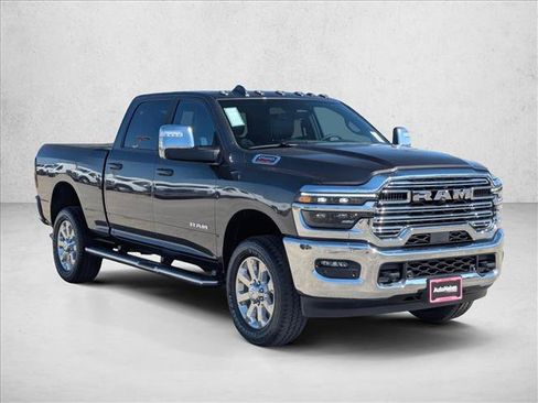 New 2026 RAM 2500 Laramie AWD/4WD image 7