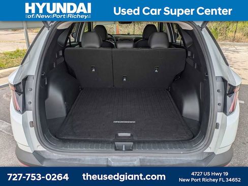 Used 2022 Hyundai Tucson Limited FWD image 12