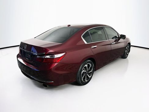 Used 2017 Honda Accord EX-L image 9