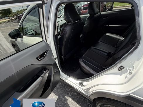 Certified 2024 Subaru Crosstrek 2.5i Limited w/ Crosstrek Mirror Package AWD/4WD image 11