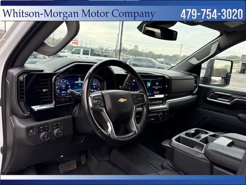 Used 2024 Chevrolet Silverado 2500 LTZ AWD/4WD image 12