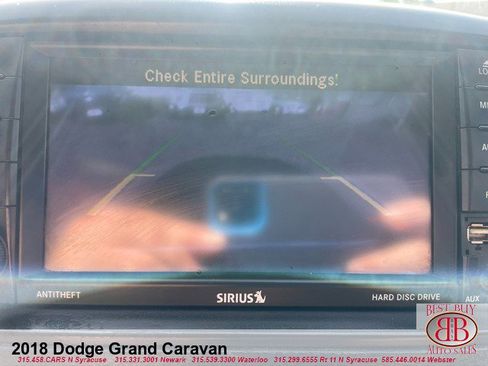 Used 2018 Dodge Grand Caravan SE w/ UConnect Hands-Free Group image 16
