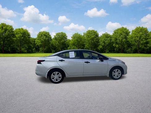 Used 2024 Nissan Versa S w/ Trunk Package image 22