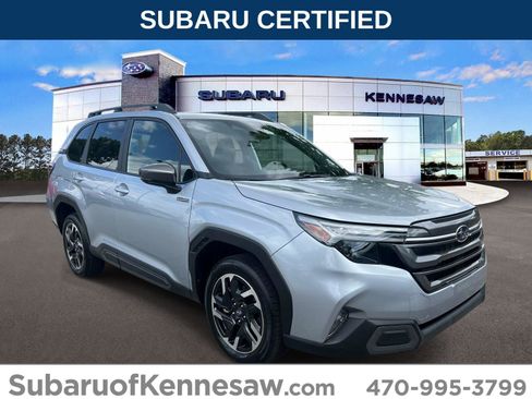 Certified 2025 Subaru Forester Limited AWD/4WD image 1