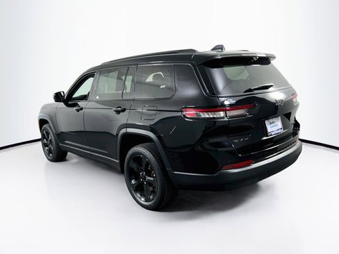 Used 2023 Jeep Grand Cherokee L Limited w/ Luxury Tech Group II AWD/4WD image 7
