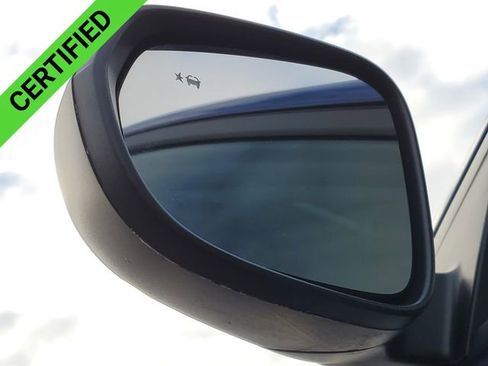 Certified 2024 Chevrolet Trax LT w/ Driver Confidence Package image 35