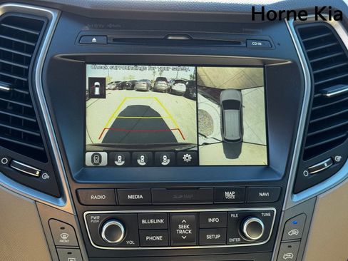 Used 2017 Hyundai Santa Fe Limited image 22