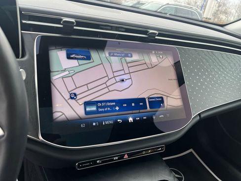 Used 2024 Mercedes-Benz E 350 4MATIC Sedan w/ Driver Assistance Package image 21