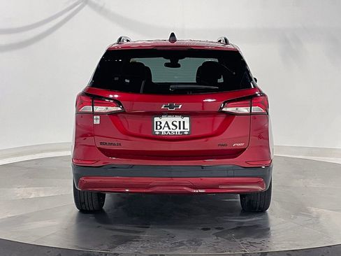 Used 2024 Chevrolet Equinox RS AWD/4WD image 12