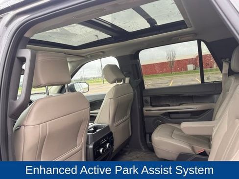 Used 2019 Ford Expedition Limited w/ Equipment Group 302A AWD/4WD image 36