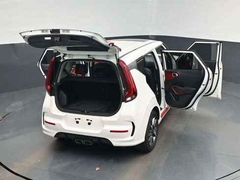 Used 2022 Kia Soul Turbo image 29