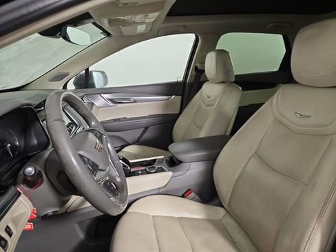 Used 2020 Cadillac XT5 Premium Luxury image 14
