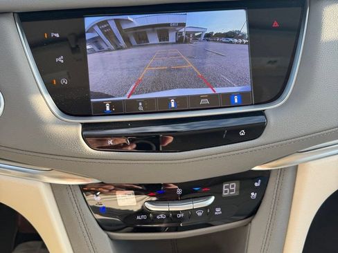 Certified 2024 Cadillac XT5 Premium Luxury w/ Technology Package FWD image 13