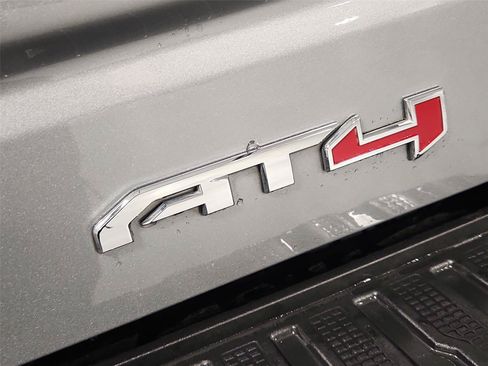 Used 2024 GMC Sierra 1500 AT4 w/ Technology Package AWD/4WD image 32