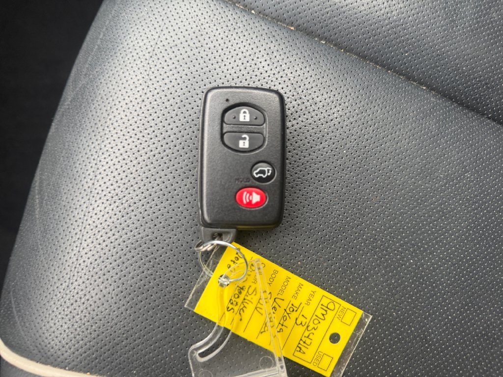 Used 2013 Toyota Venza XLE AWD/4WD image 32
