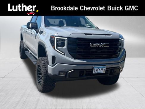 Used 2024 GMC Sierra 1500 Elevation w/ Elevation Premium Package AWD/4WD image 1