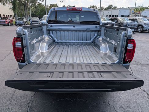 New 2026 GMC Canyon AT4 w/ Technology Plus Package AWD/4WD image 18