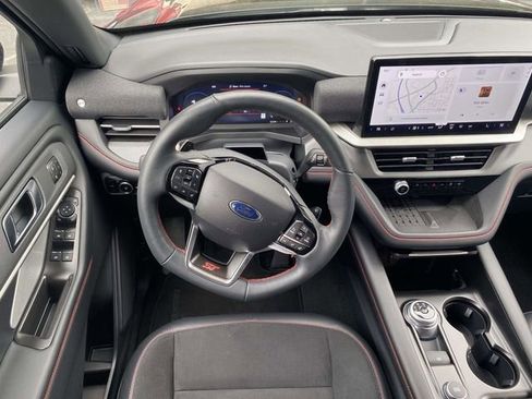 Certified 2025 Ford Explorer ST image 15