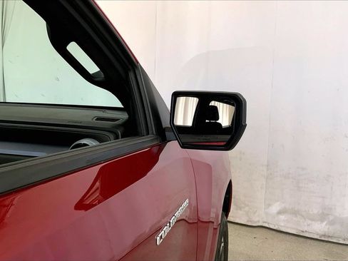 Used 2023 Chevrolet Colorado LT RWD image 11