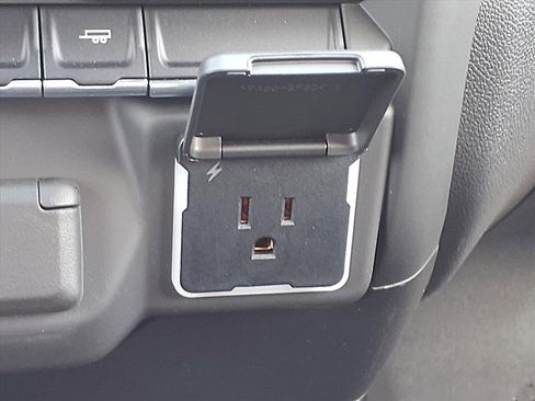 New 2026 Chevrolet Silverado 1500 Custom image 17