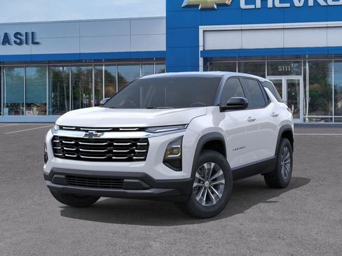 New 2026 Chevrolet Equinox LT FWD image 6