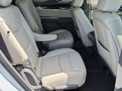 Certified 2024 Cadillac XT6 Premium Luxury AWD/4WD image 26