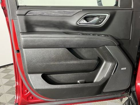 Used 2022 GMC Yukon SLT w/ SLT Luxury Package image 22