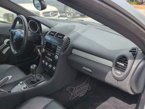 Used 2005 Mercedes-Benz SLK 350 image 29
