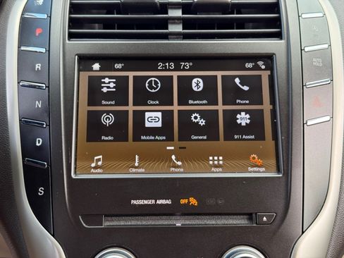 Used 2019 Lincoln MKC Select w/ MKC Climate Package FWD image 14