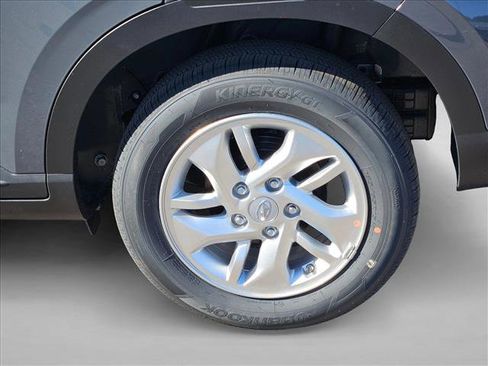 New 2026 Hyundai Venue SE FWD image 8