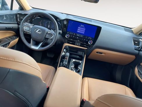 Used 2024 Lexus NX 350h AWD image 10