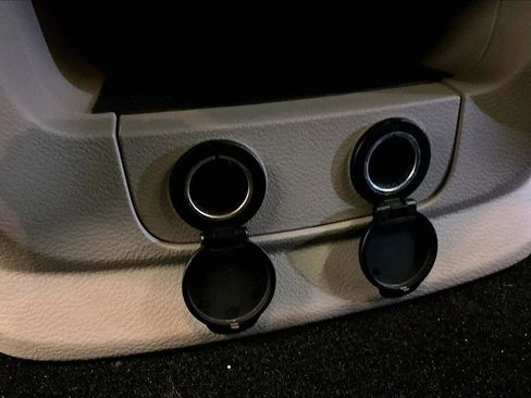 Used 2017 Dodge Grand Caravan SE w/ Power Window Group image 33