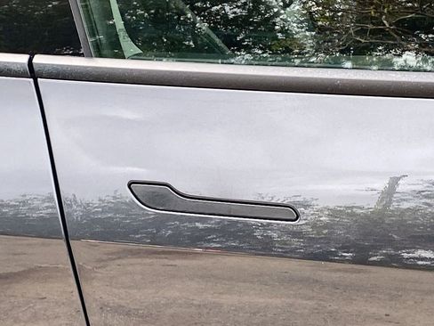 Used 2024 Tesla Model Y Performance image 20