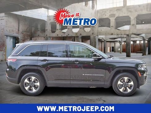 Used 2024 Jeep Grand Cherokee Limited 4xe AWD/4WD image 1
