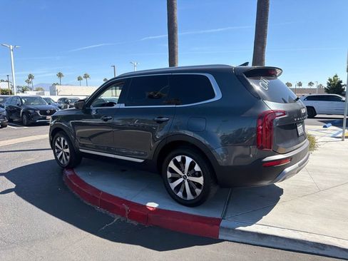 Used 2022 Kia Telluride S FWD image 8