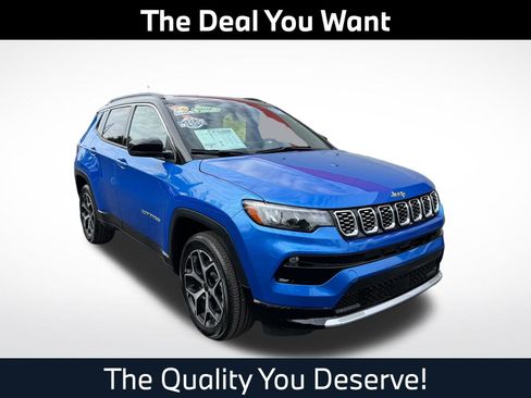 Used 2025 Jeep Compass Limited AWD/4WD image 1