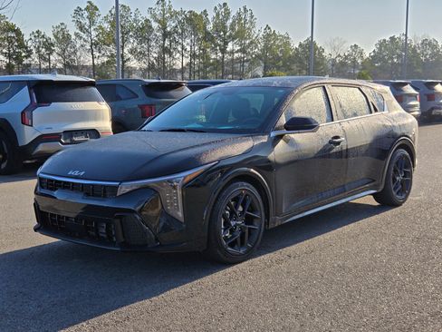 New 2026 Kia K4 GT-Line Turbo image 3
