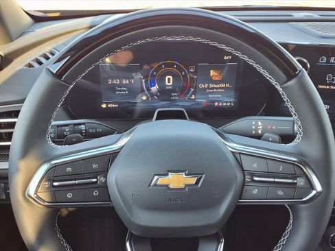 New 2026 Chevrolet Traverse LT w/ Enhanced Driving Package image 19