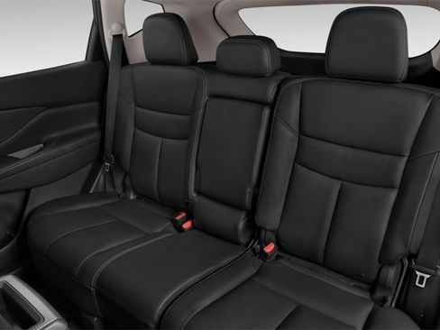 Used 2025 Nissan Murano Platinum w/ Cargo Package image 11