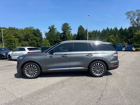Used 2021 Lincoln Aviator Reserve RWD image 3