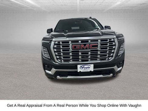 New 2026 GMC Yukon Denali w/ Sun & Power Step Package image 3