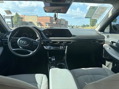 Used 2023 Hyundai Sonata SEL FWD image 9