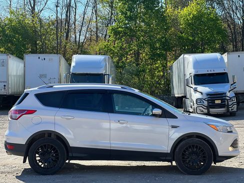 Used 2016 Ford Escape Titanium AWD/4WD image 7
