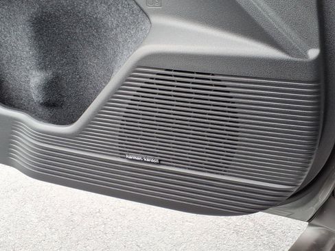 New 2026 Subaru Outback Limited image 21