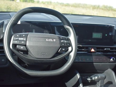 New 2026 Kia Sportage X-Line w/ X-Line Premium Package image 20