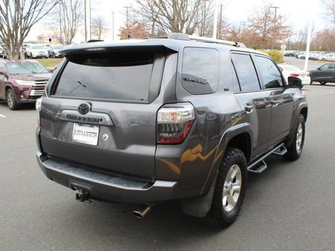 Used 2015 Toyota 4Runner SR5 image 2