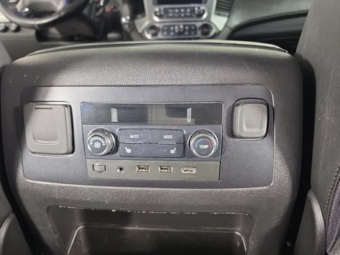 Used 2020 Chevrolet Tahoe Premier AWD/4WD image 44