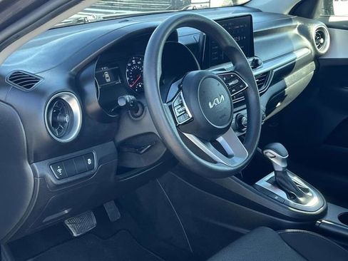 Used 2022 Kia Forte LXS image 12